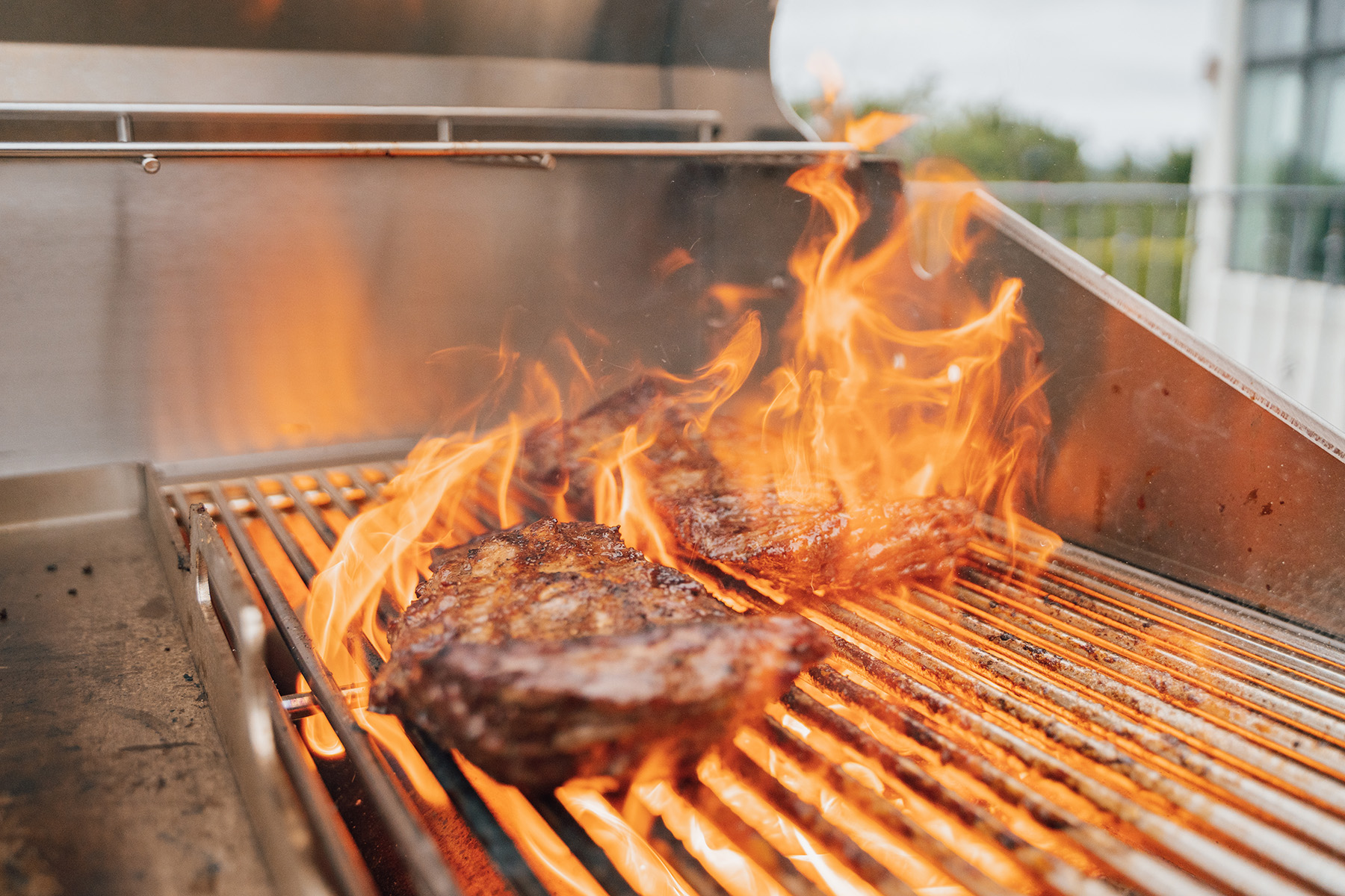 Grill Profile Fuego What's at Steak